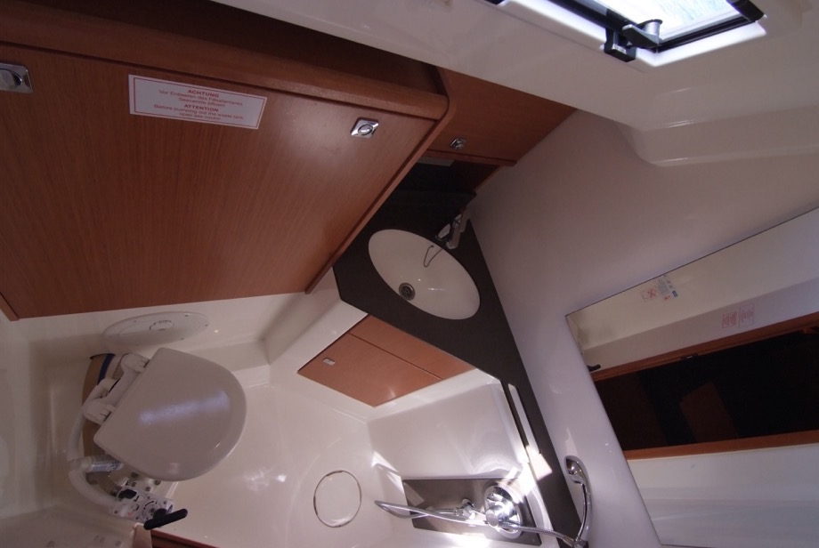 Bavaria Cruiser 46 — photo 9
