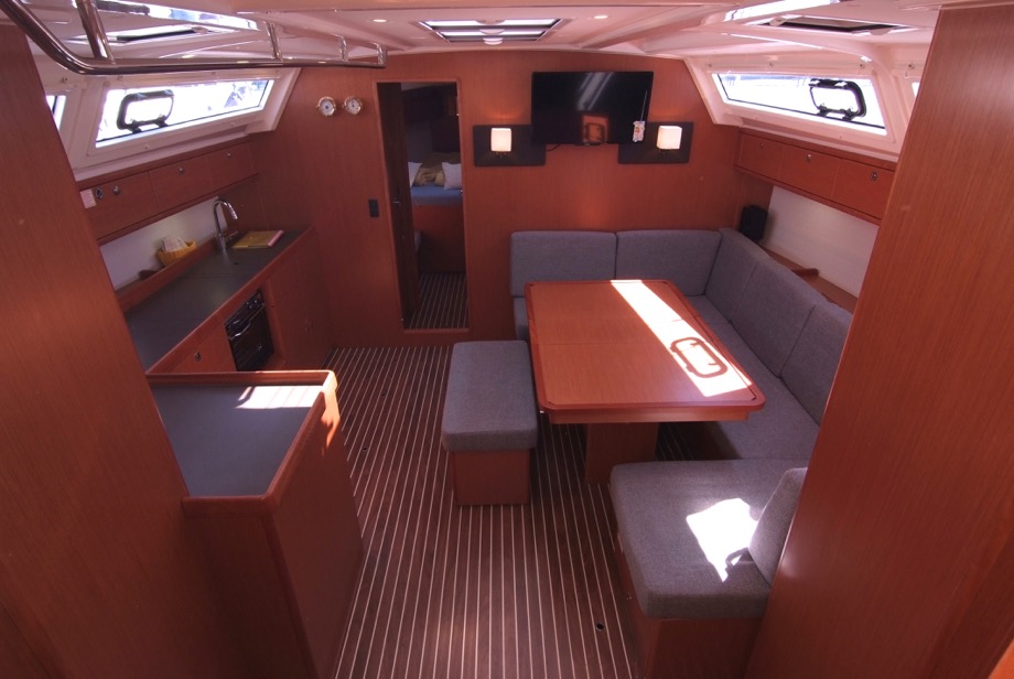 Bavaria Cruiser 46 — photo 8