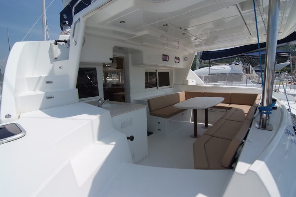Lagoon 440 — photo 14
