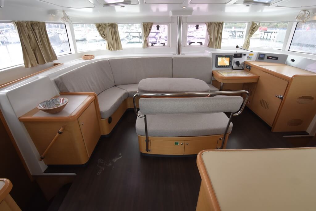 Lagoon 440 — photo 10