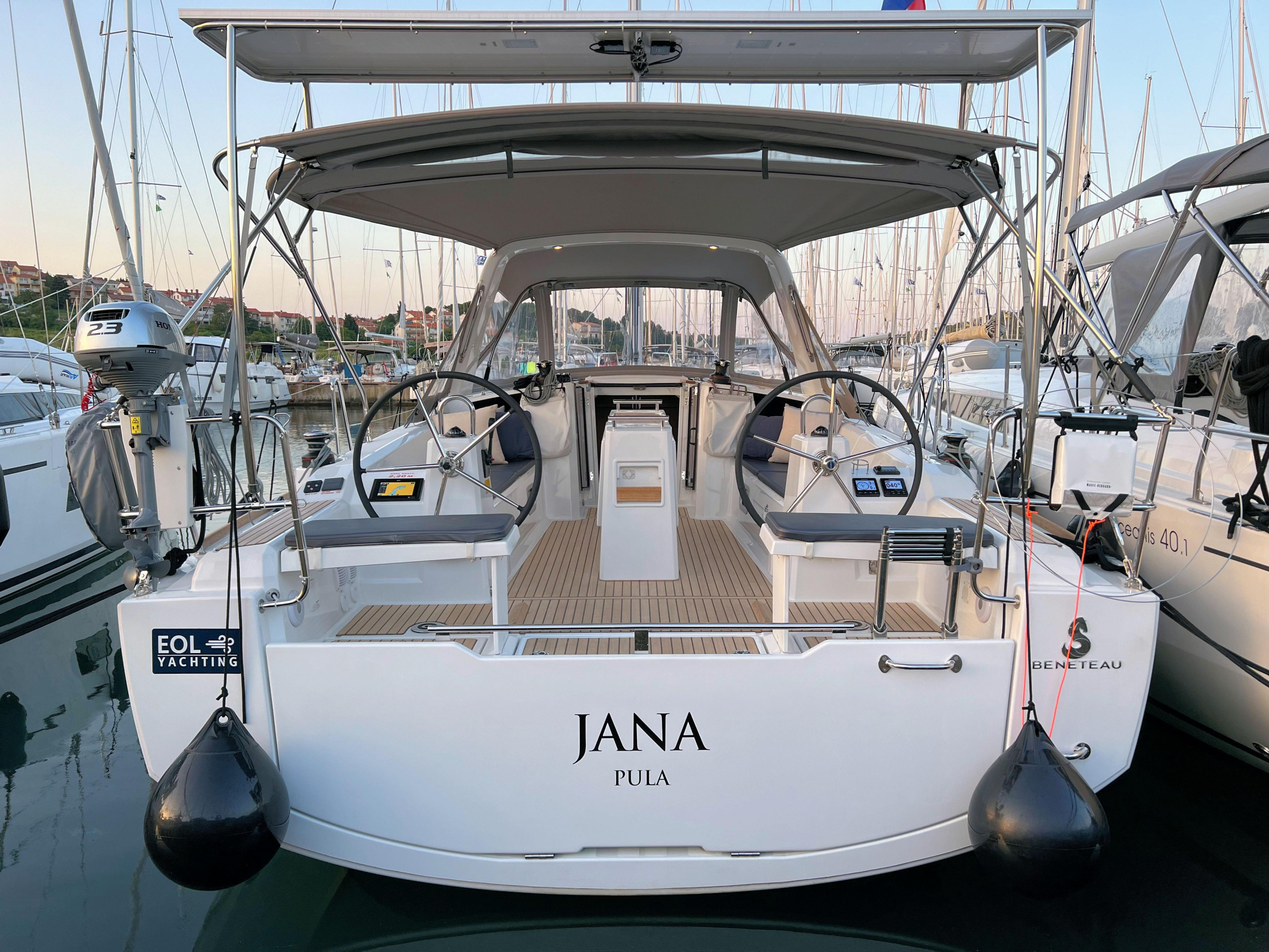 Oceanis 38.1 — photo 37