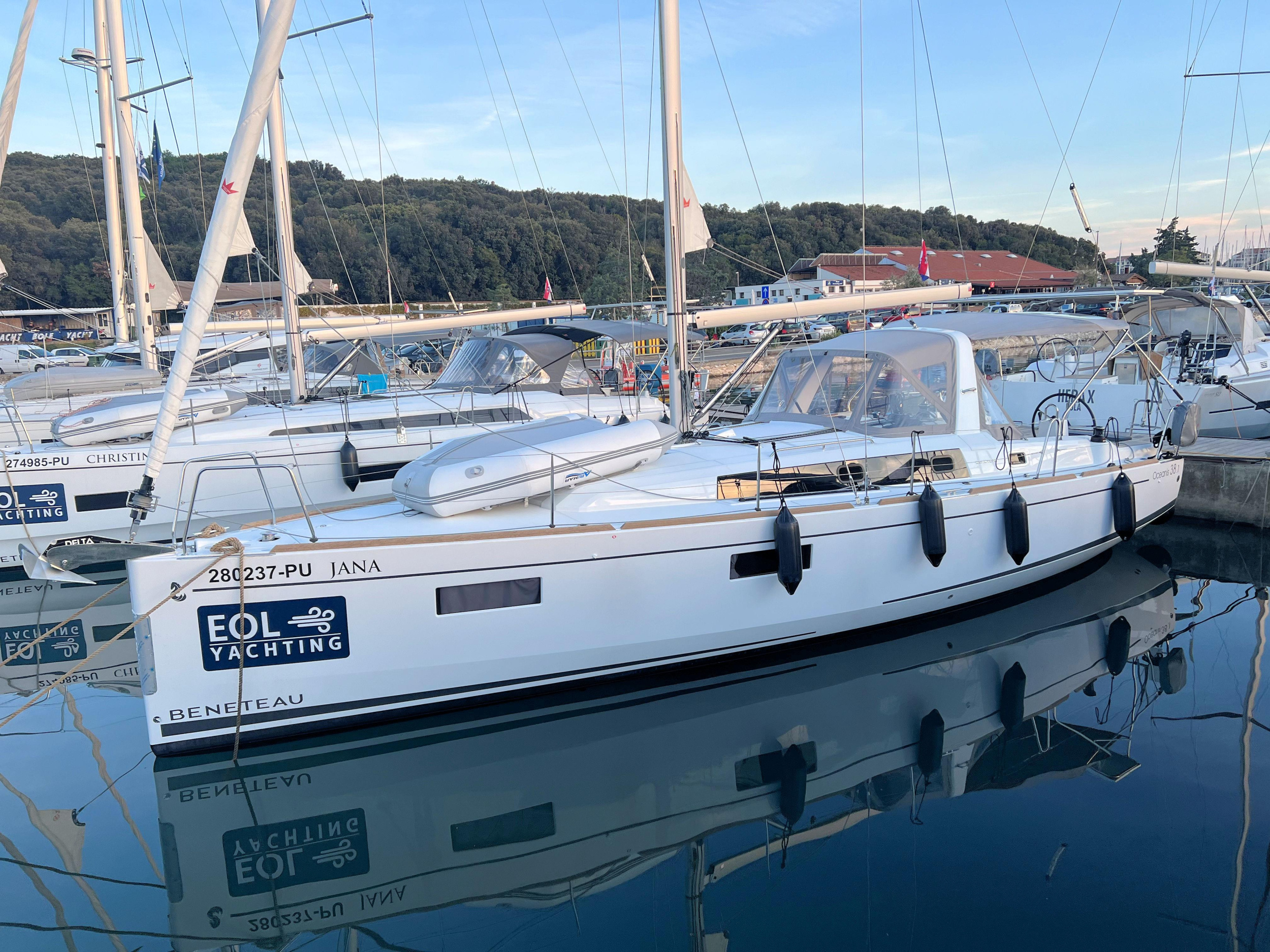 Oceanis 38.1 — photo 34