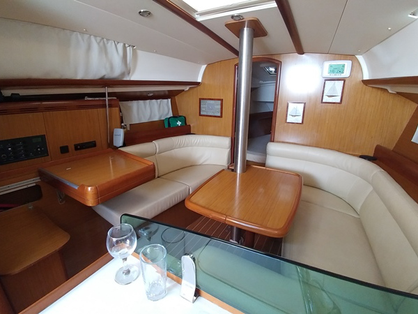 Sun Odyssey 36i — photo 4