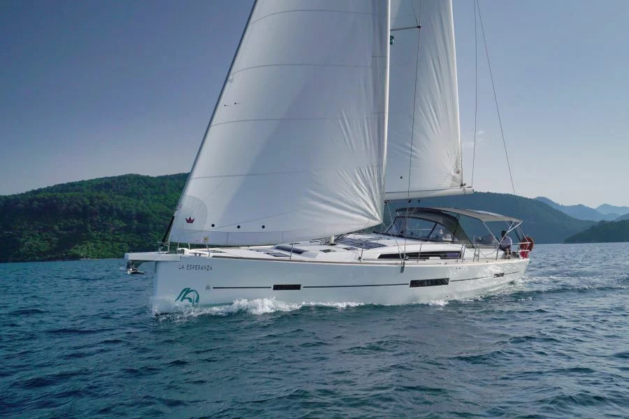 Dufour 520 Grand Large — photo 11
