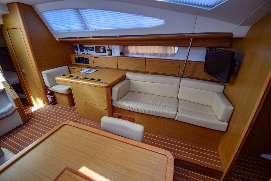 Sun Odyssey 50 DS — photo 26