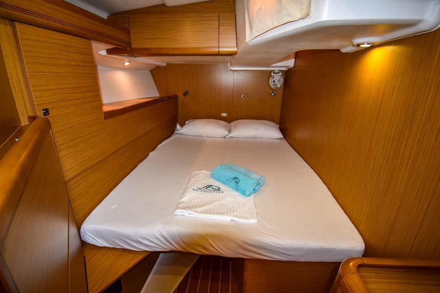 Sun Odyssey 50 DS — photo 22