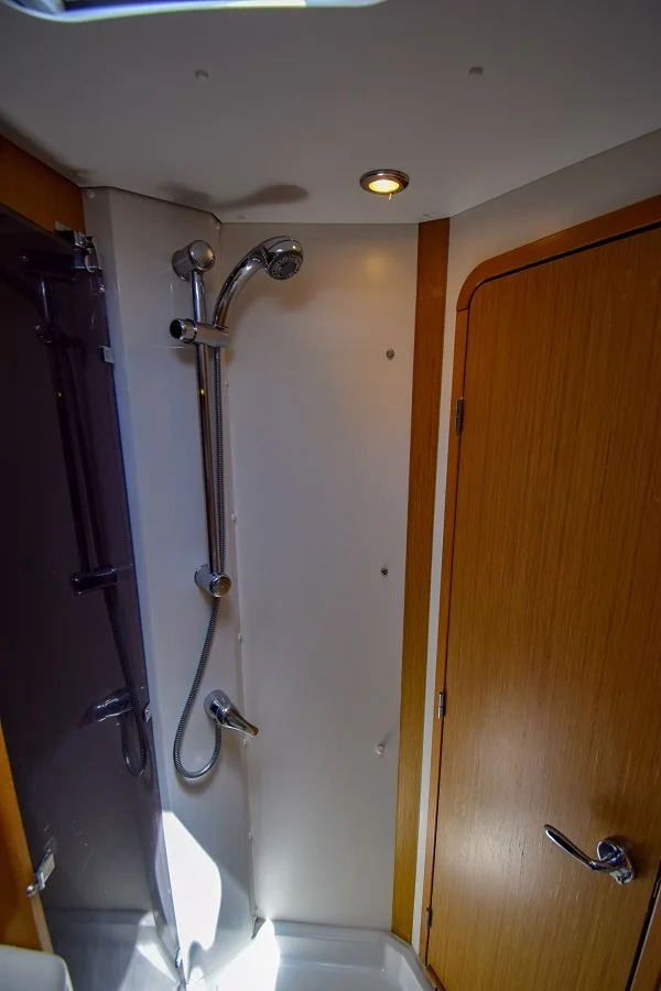 Sun Odyssey 50 DS — photo 20