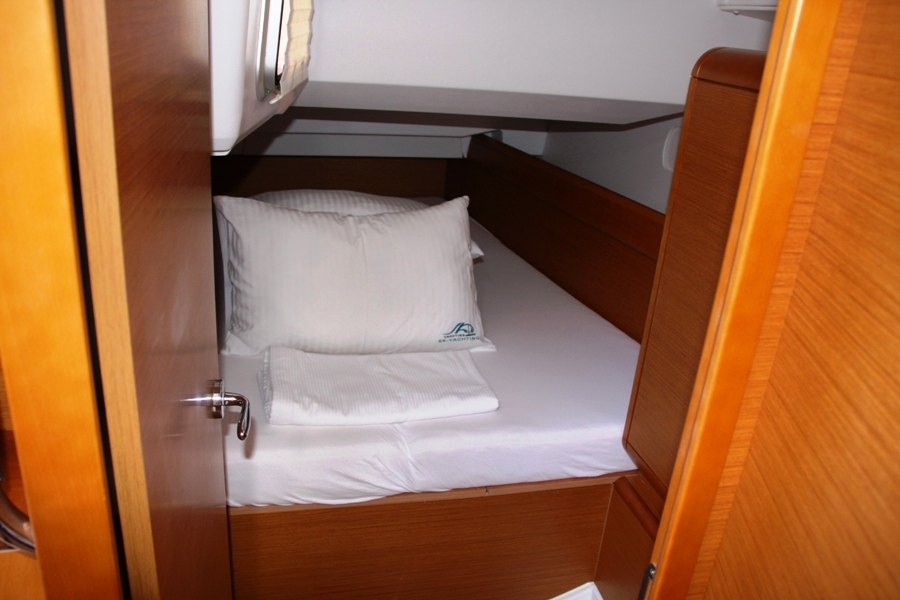 Sun Odyssey 439 — photo 20