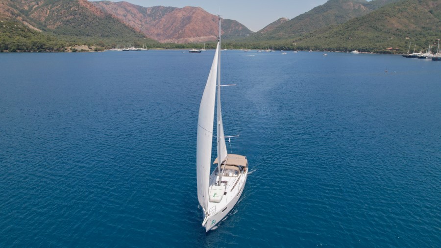 Sun Odyssey 410 — photo 40