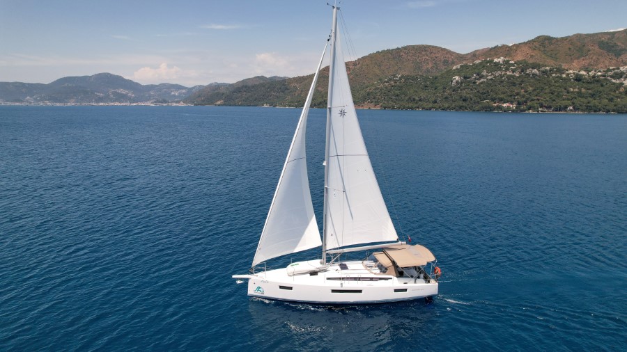 Sun Odyssey 410 — photo 34