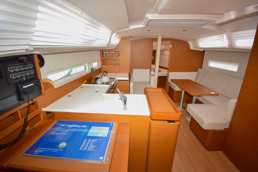 Sun Odyssey 410 — photo 30