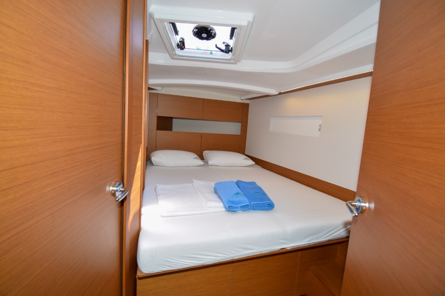 Sun Odyssey 410 — photo 17