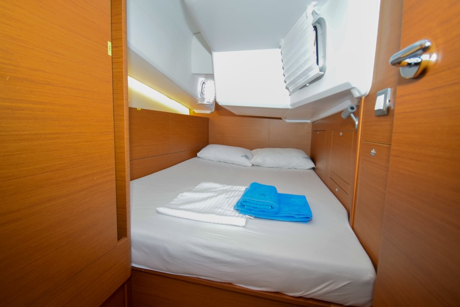 Sun Odyssey 410 — photo 16
