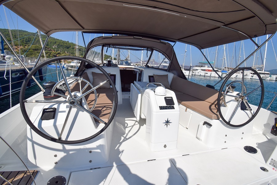 Sun Odyssey 410 — photo 9