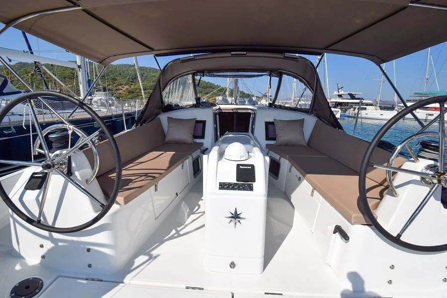 Sun Odyssey 410 — photo 21