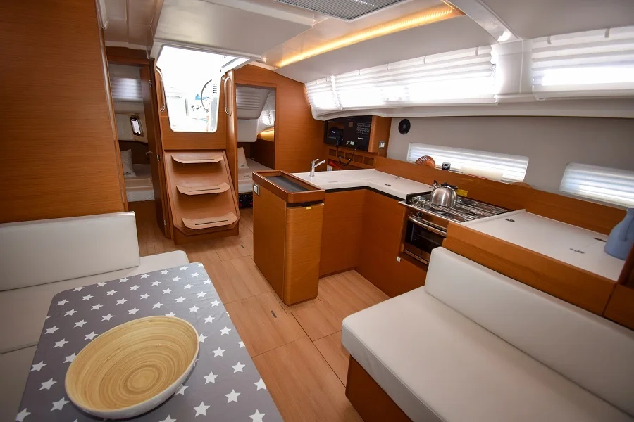 Sun Odyssey 410 — photo 19