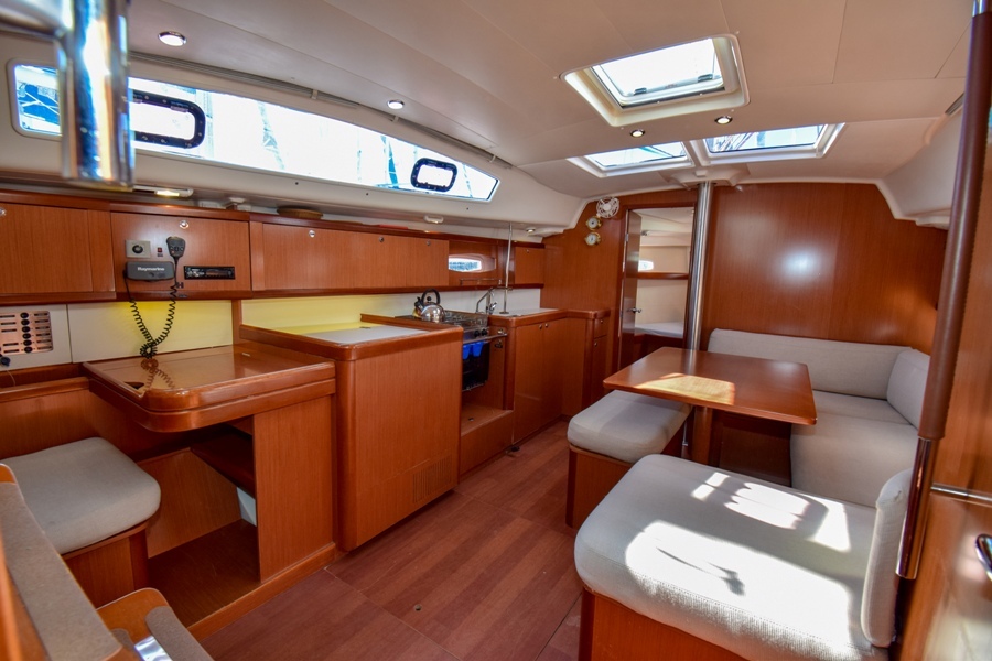 Oceanis 40 — photo 10