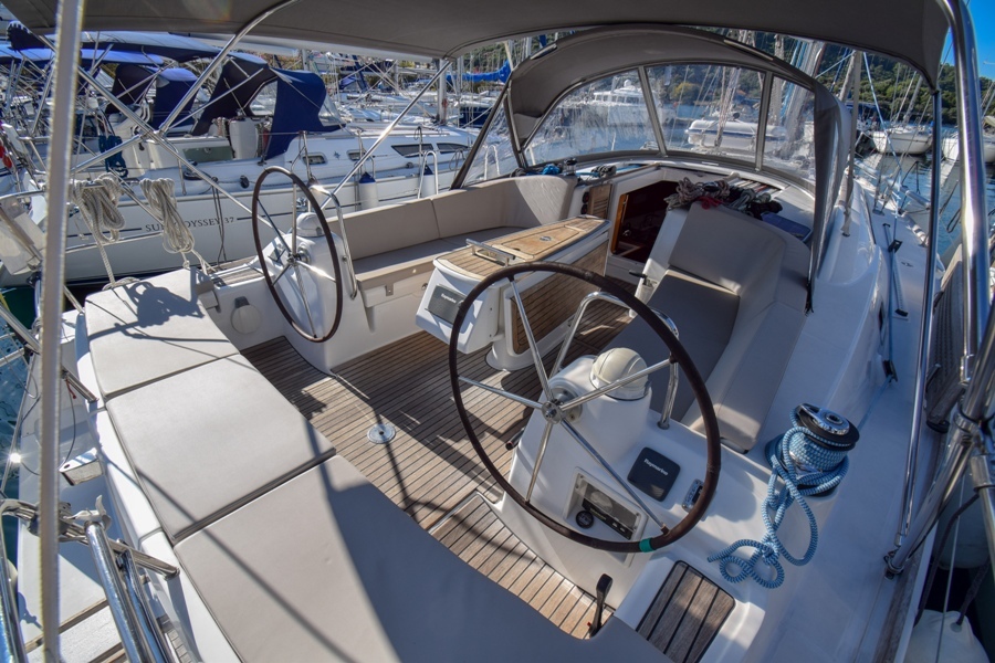 Oceanis 40 — photo 19