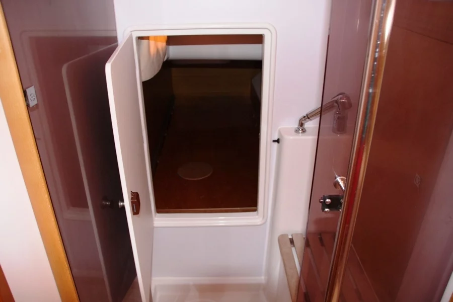 Sun Odyssey 36i — photo 19
