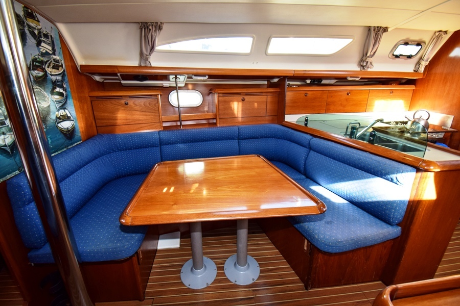 Sun Odyssey 37 — photo 24