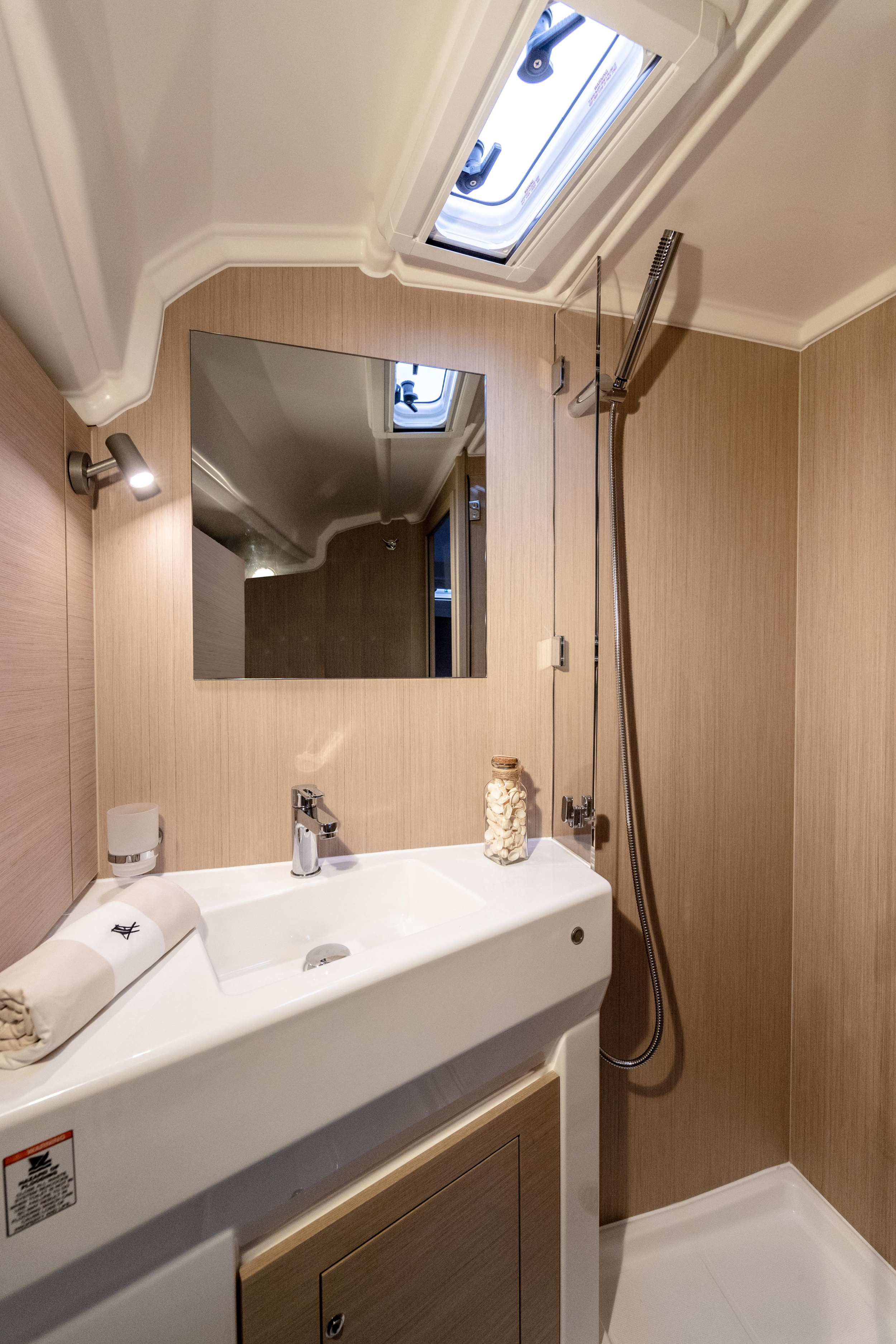 Oceanis 40.1 — photo 17