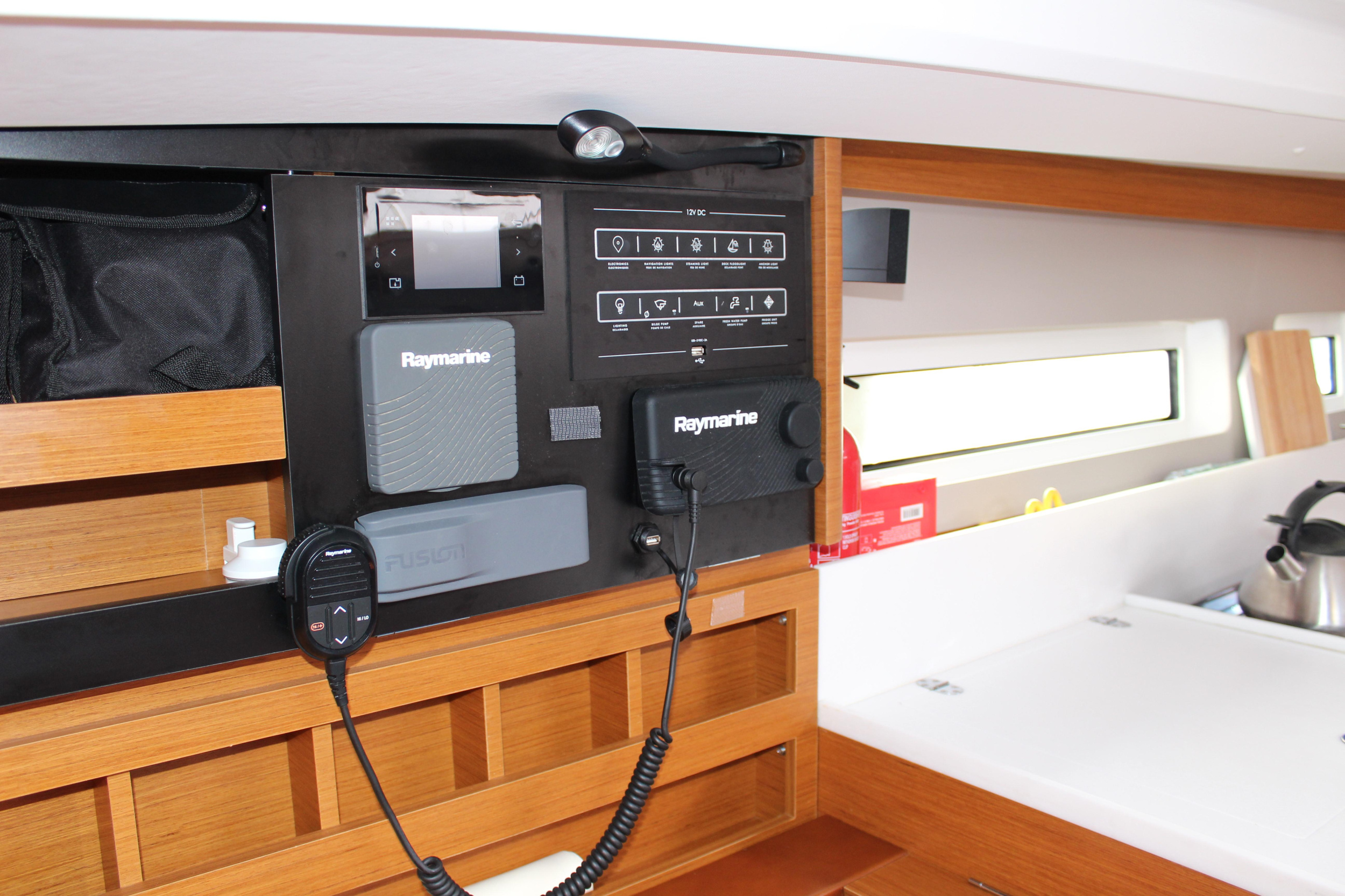 Sun Odyssey 440 — photo 2