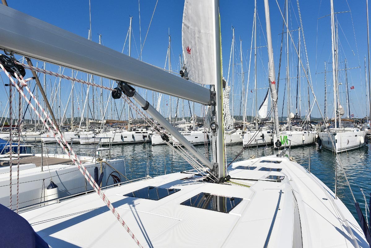 Bavaria Cruiser 45 — photo 3
