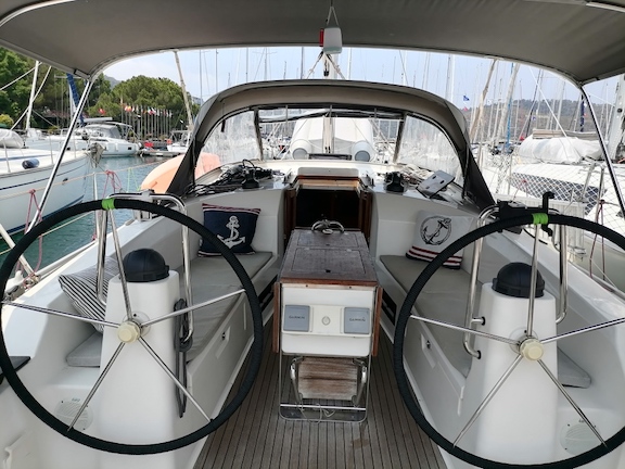 Bavaria 40 Cruiser — photo 5
