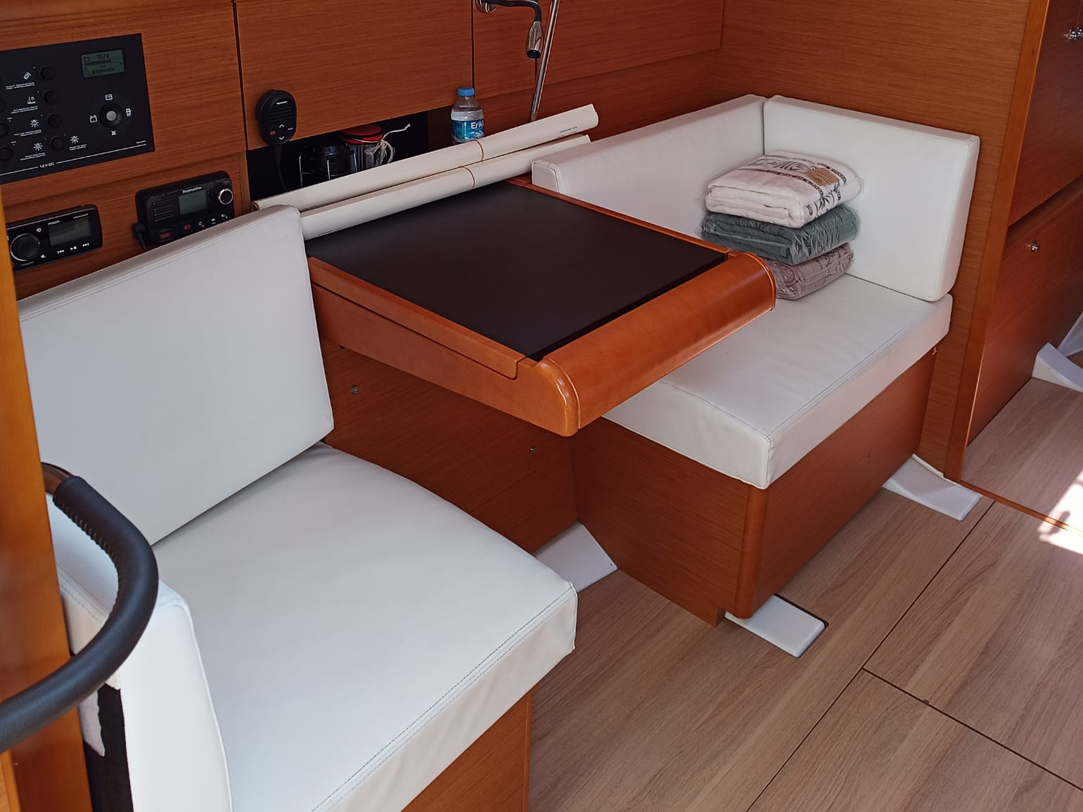 Sun Odyssey 419 — photo 15