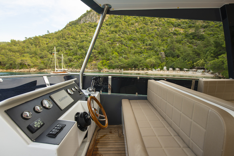 Motoryacht - Golden Blue — photo 4