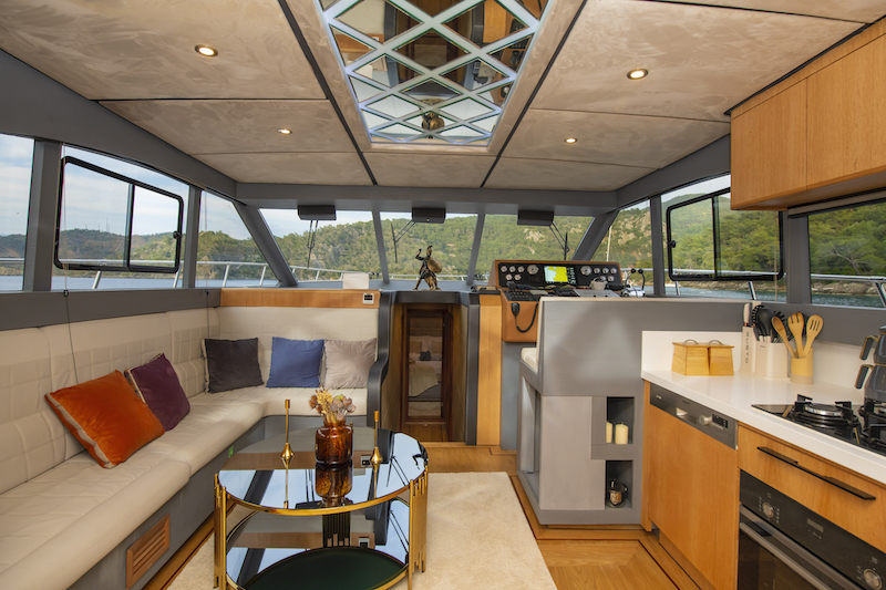 Motoryacht - Golden Blue — photo 7