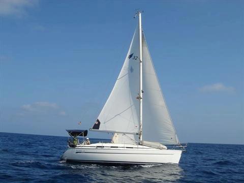 Bavaria 32 — photo 5