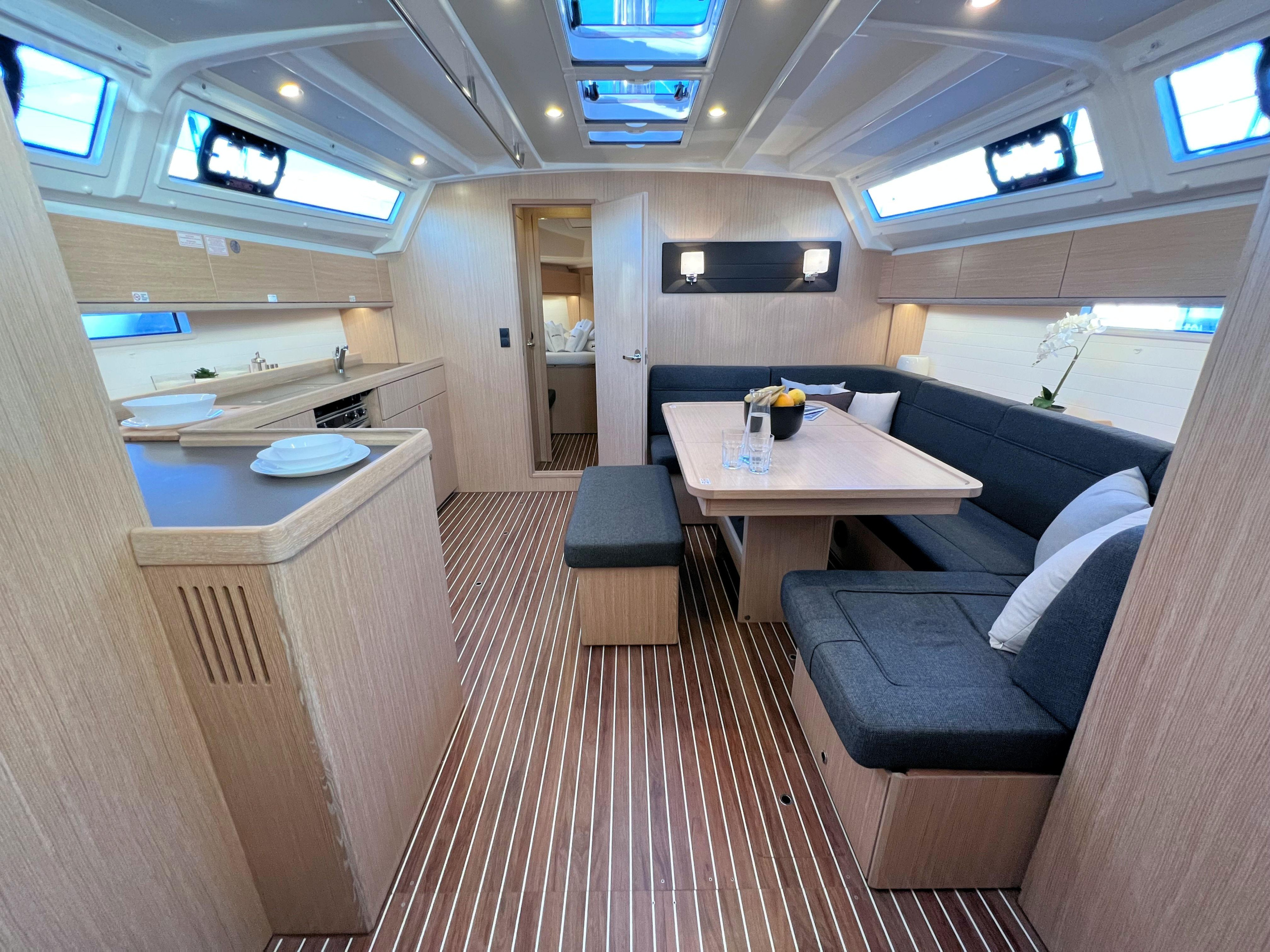 Bavaria Cruiser 46 — photo 6
