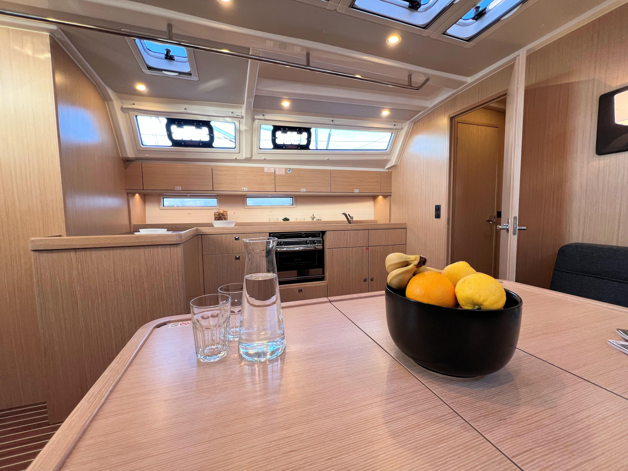 Bavaria Cruiser 46 — photo 11