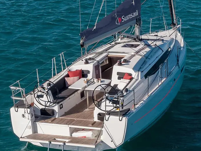 Sun Odyssey 380 — photo 1