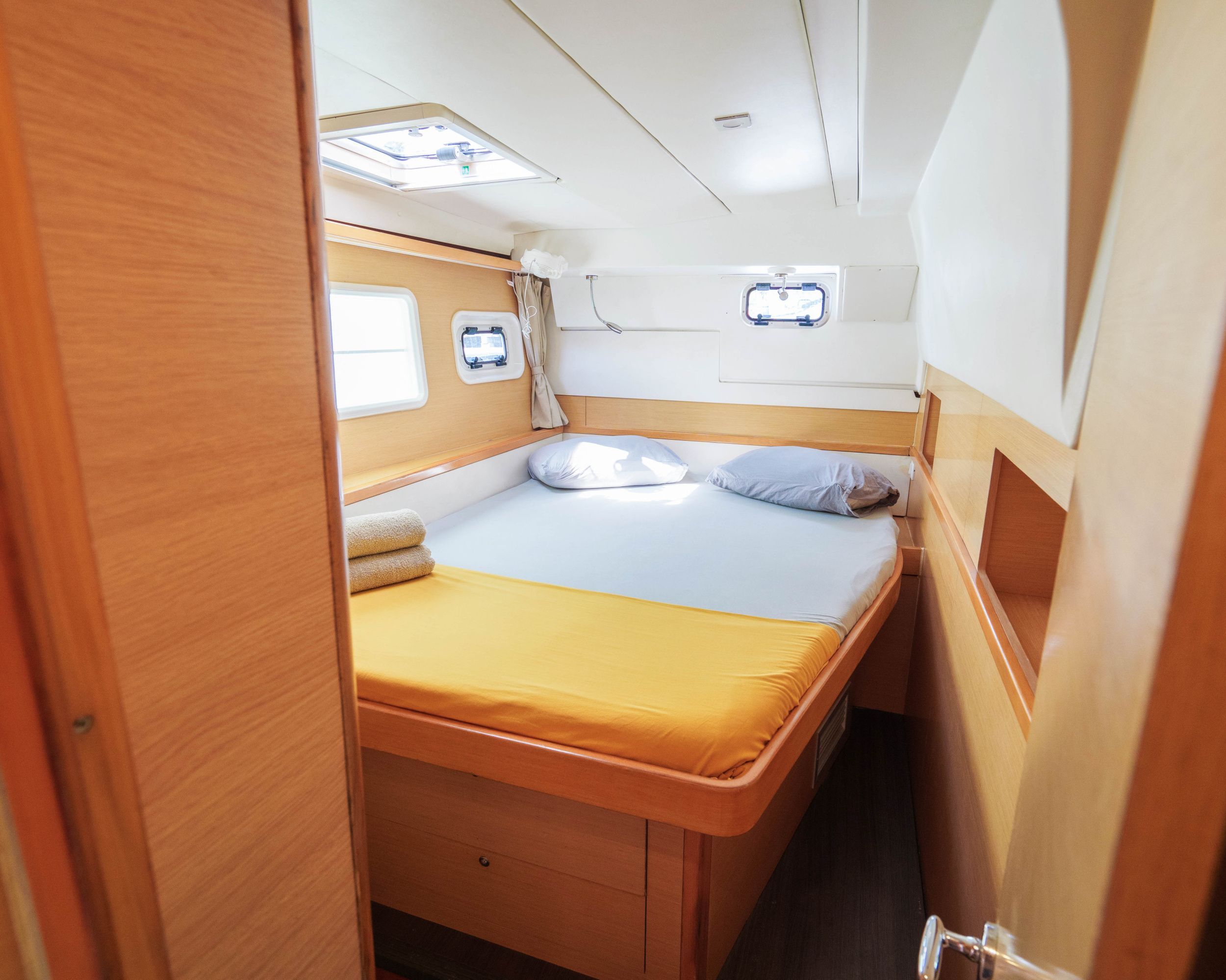 Lagoon 400 S2 — photo 4