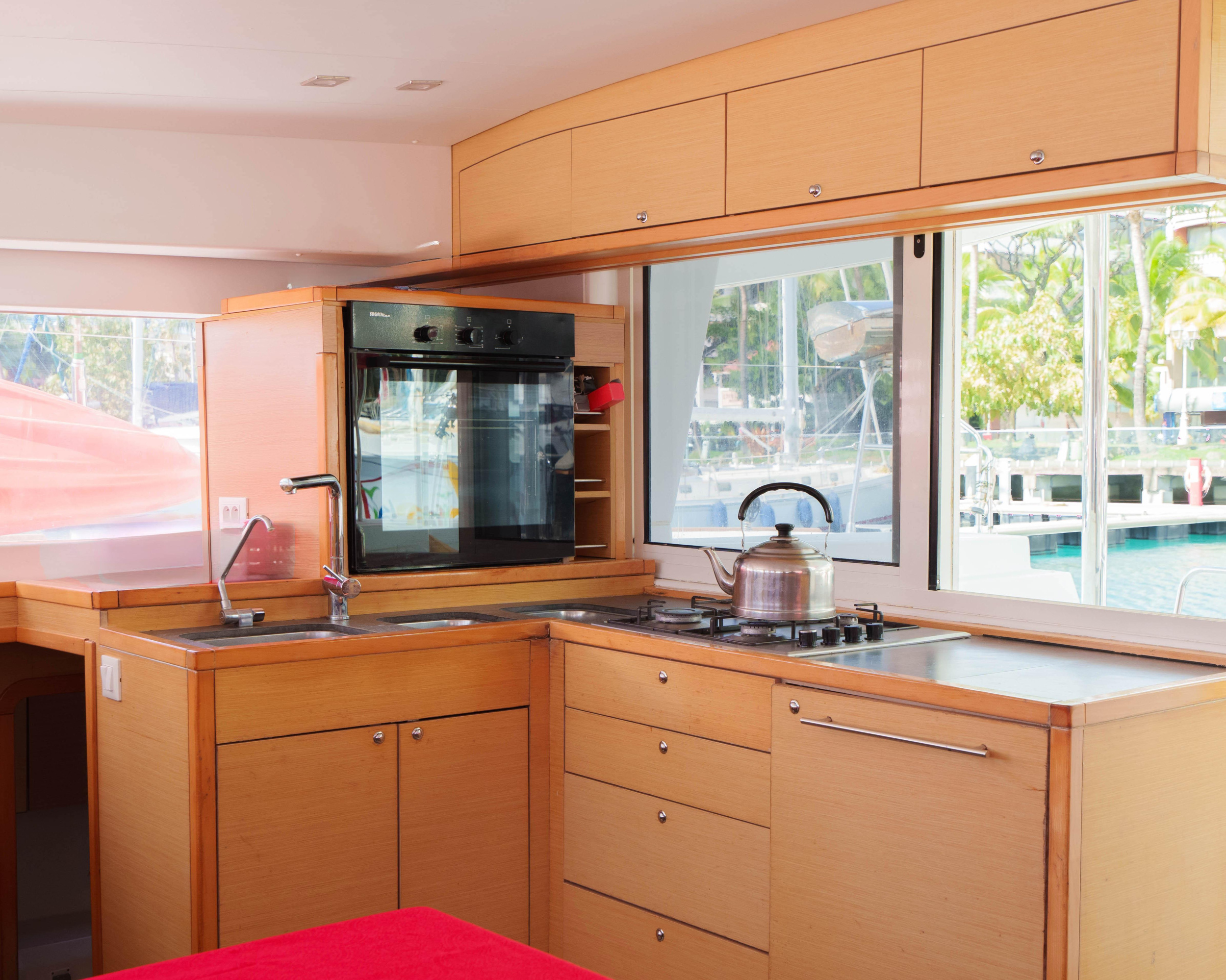 Lagoon 400 S2 — photo 20