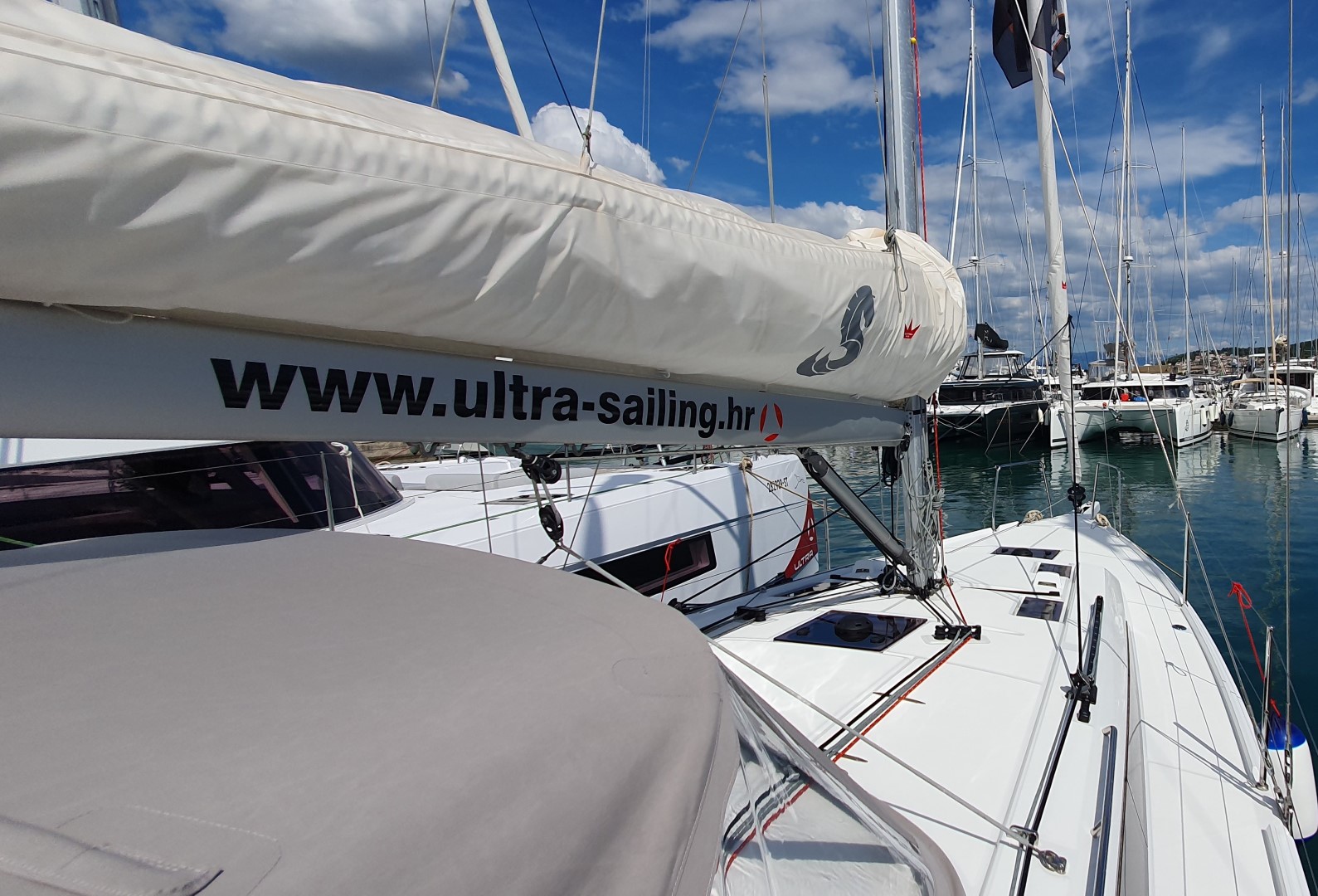Oceanis 37.1 — photo 19