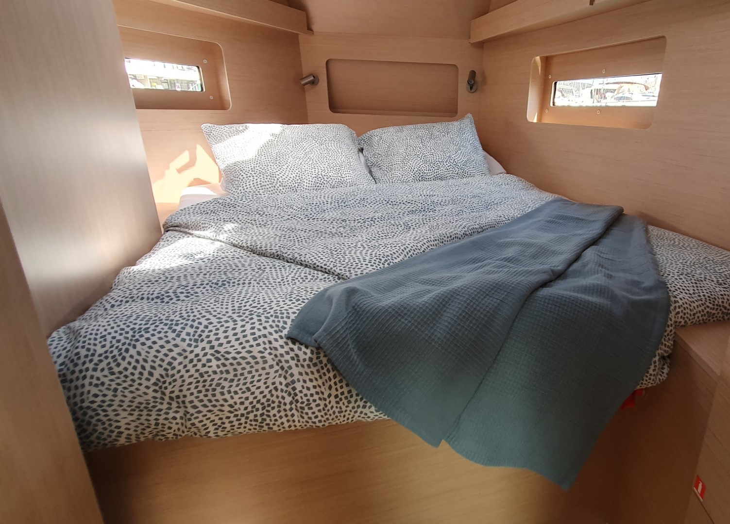 Oceanis 37.1 — photo 14