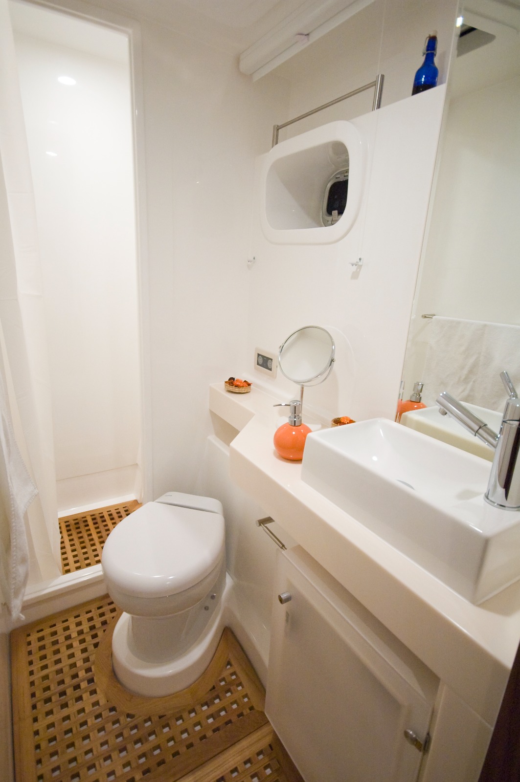 Sunreef 62 — photo 12