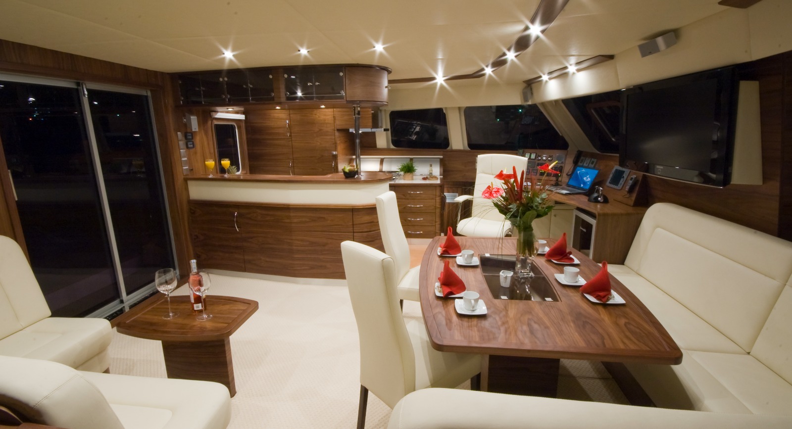 Sunreef 62 — photo 11