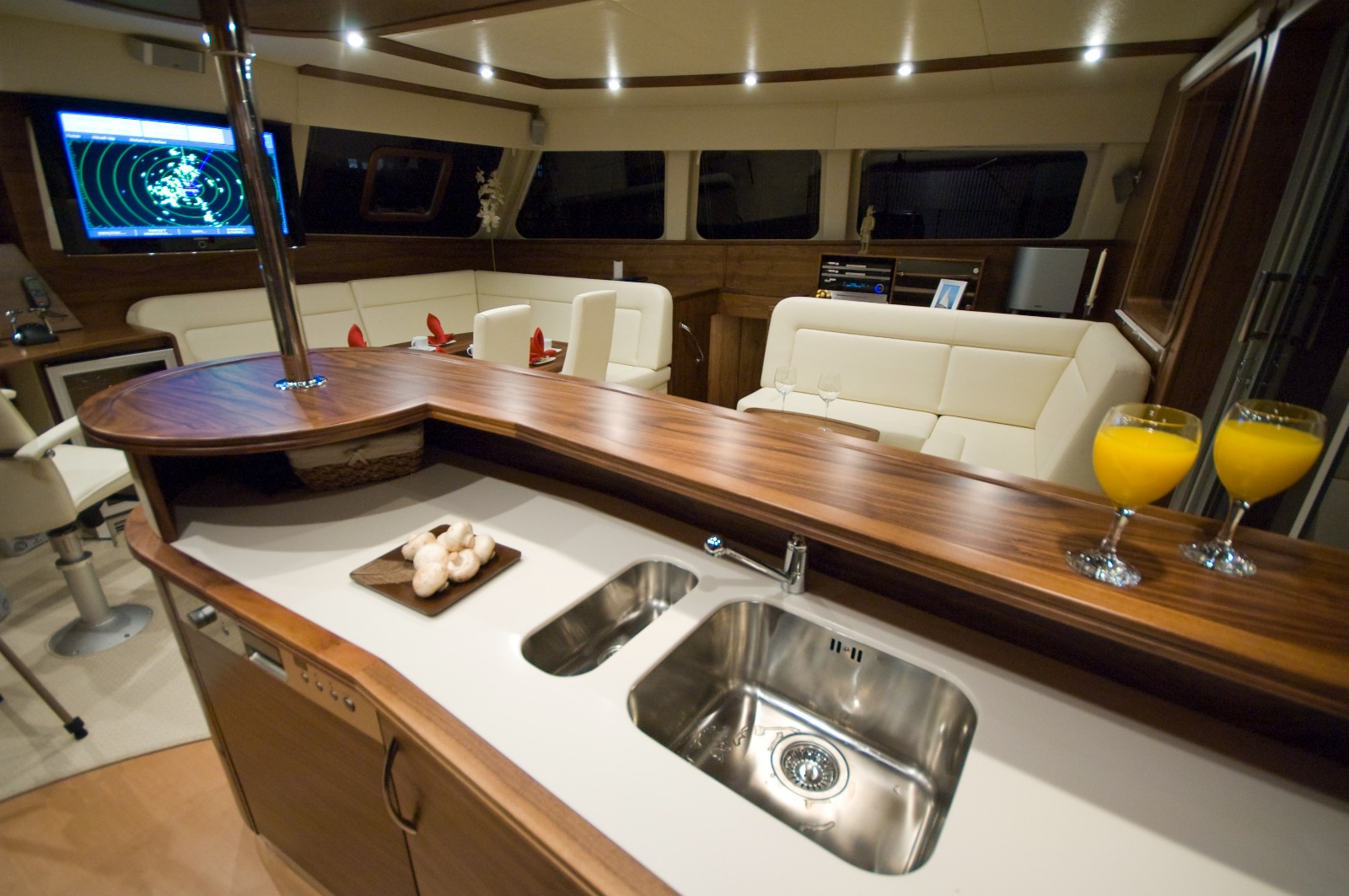 Sunreef 62 — photo 15
