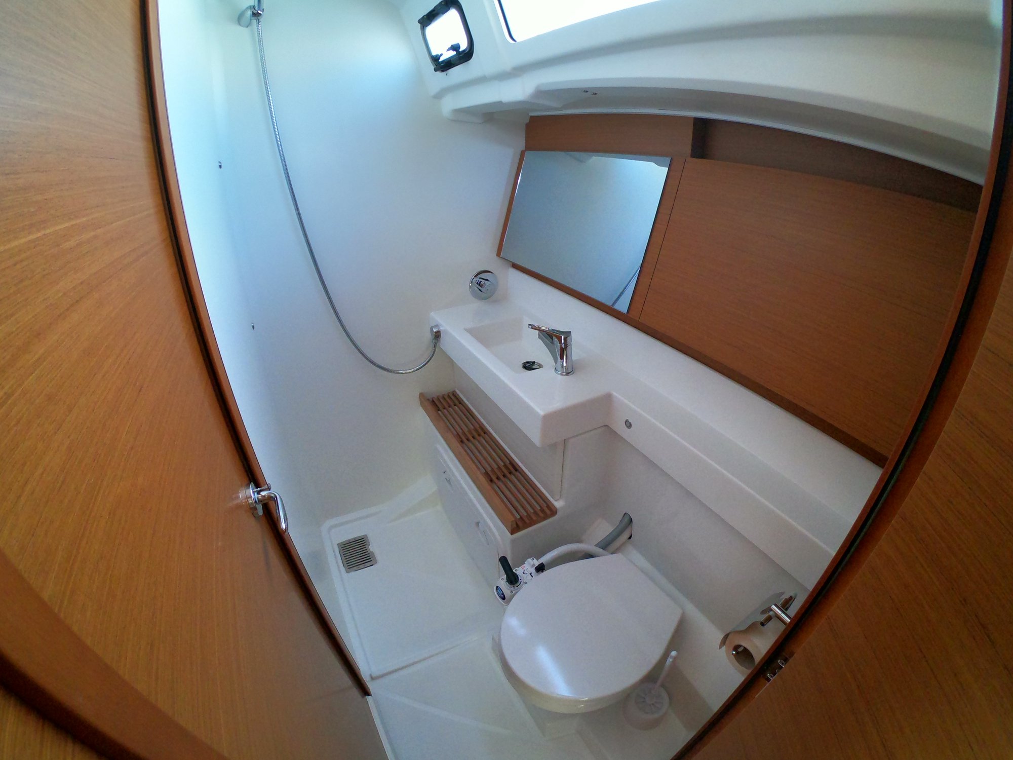 Sun Odyssey 490 — photo 3