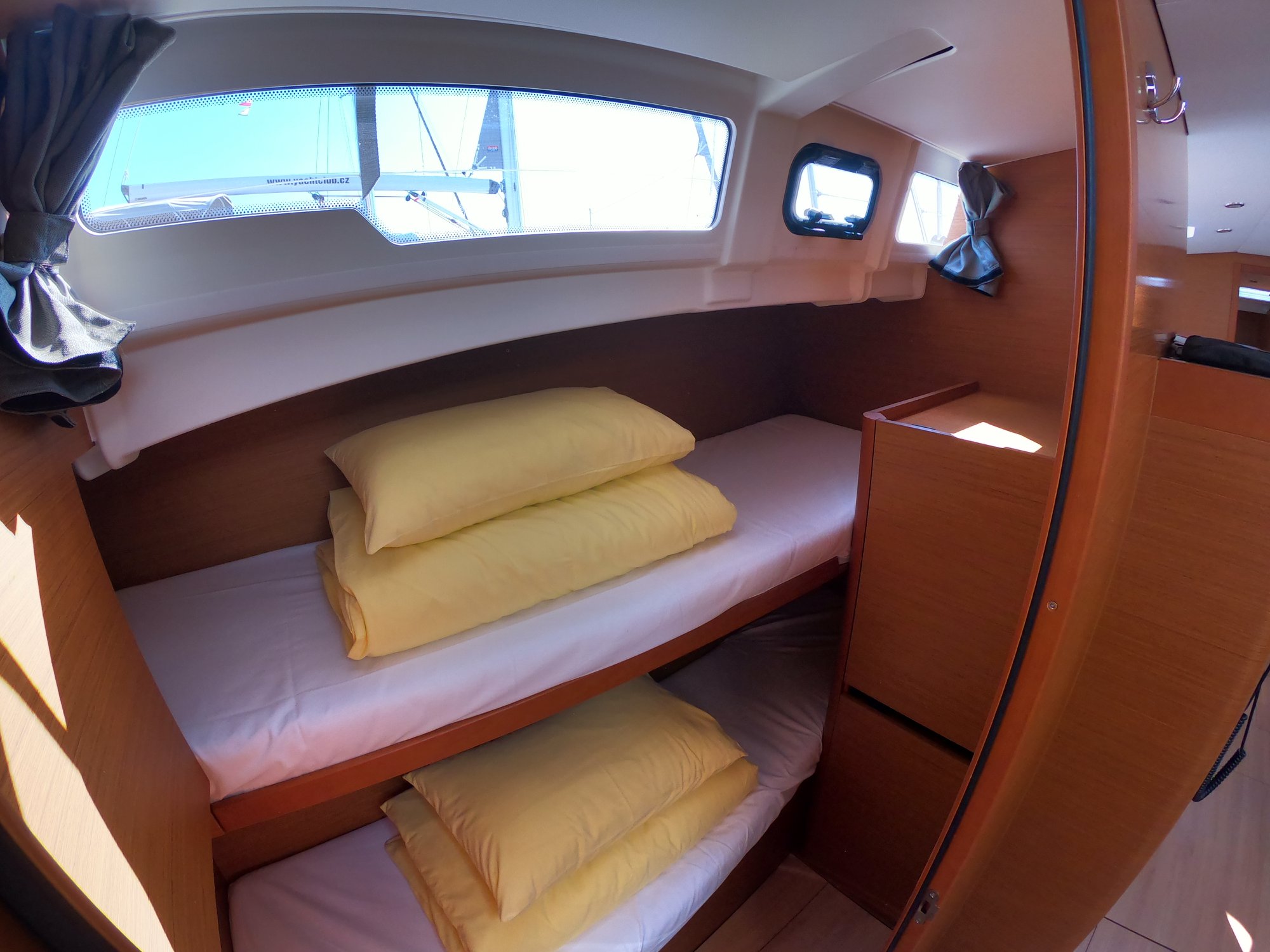 Sun Odyssey 490 — photo 16