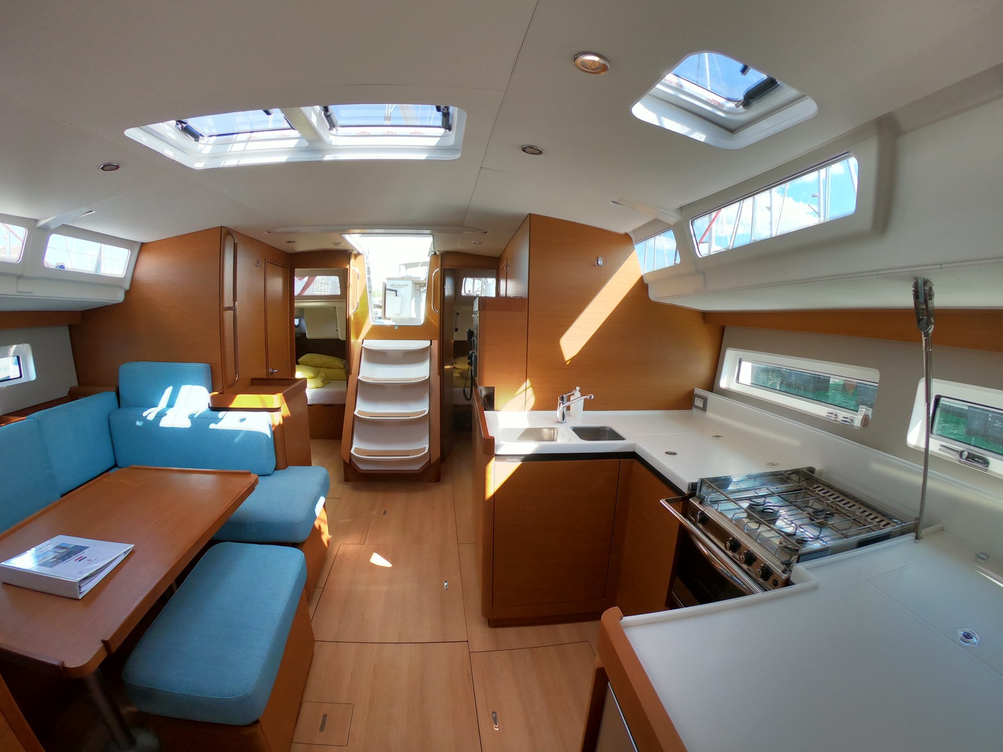 Sun Odyssey 490 — photo 12