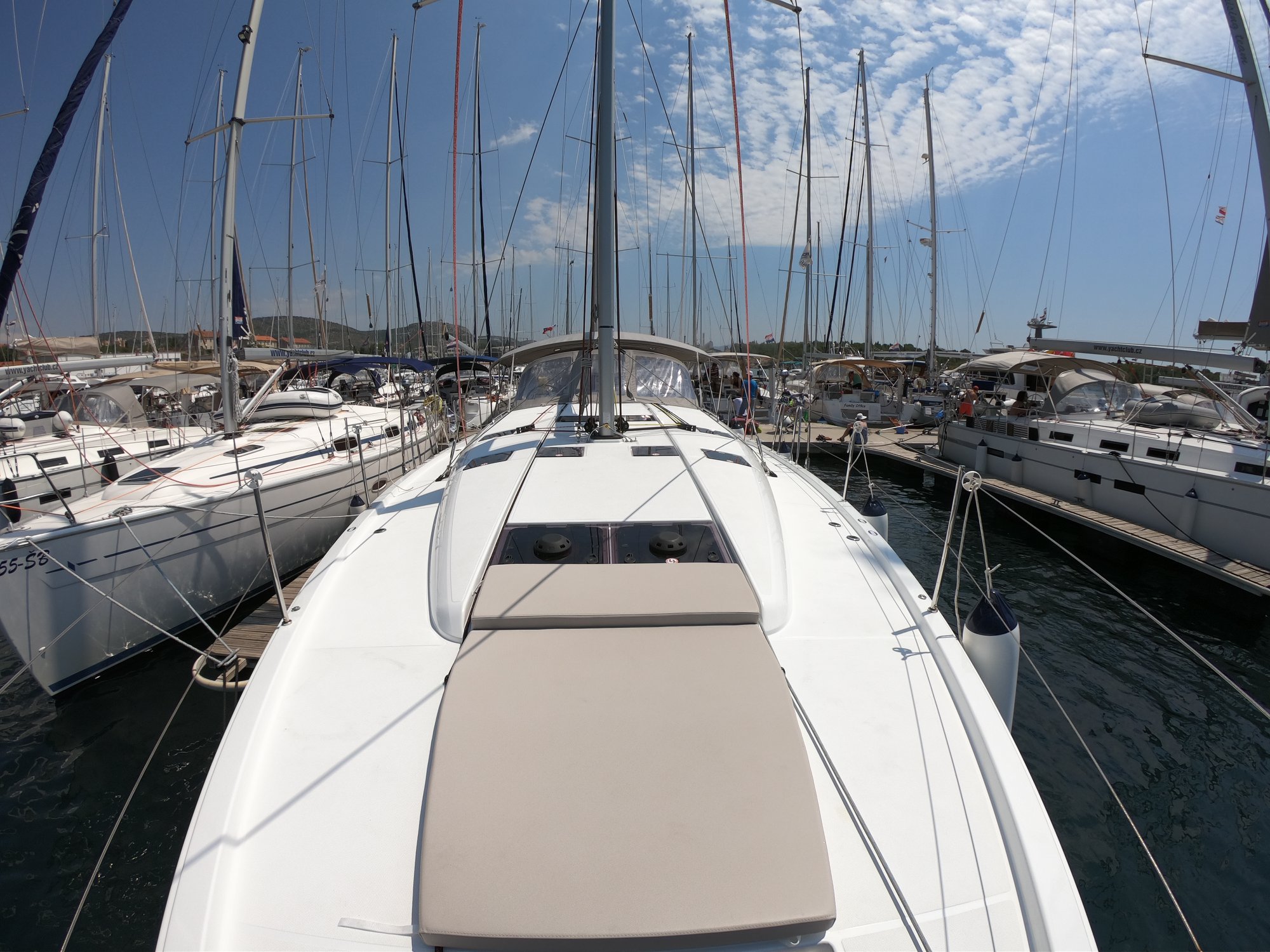 Sun Odyssey 490 — photo 6