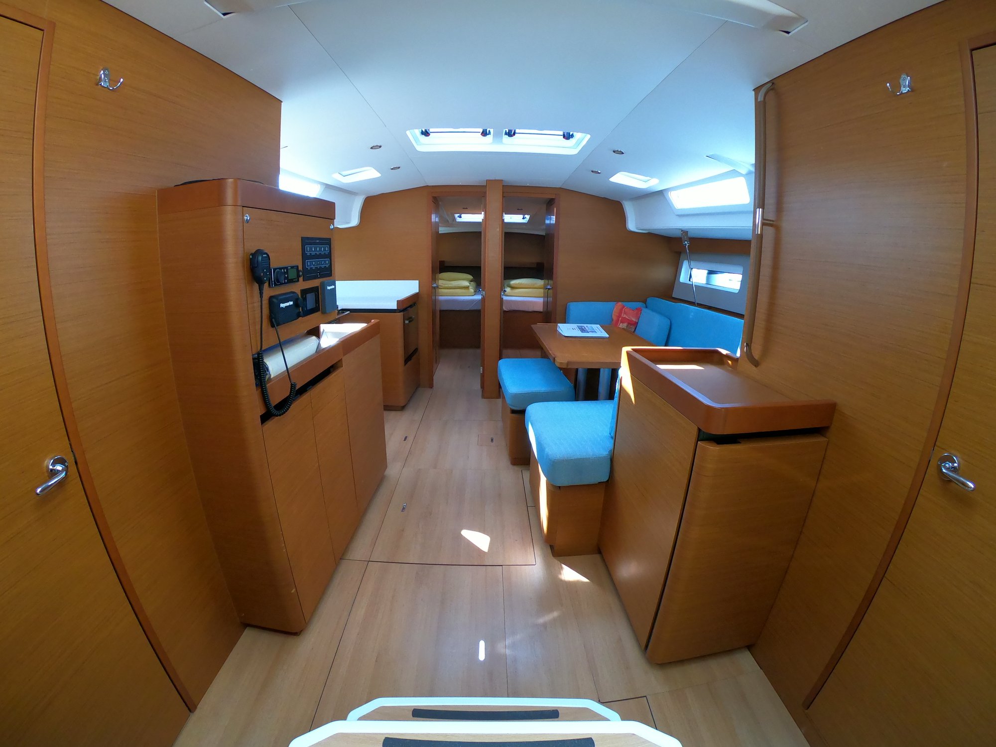 Sun Odyssey 490 — photo 24