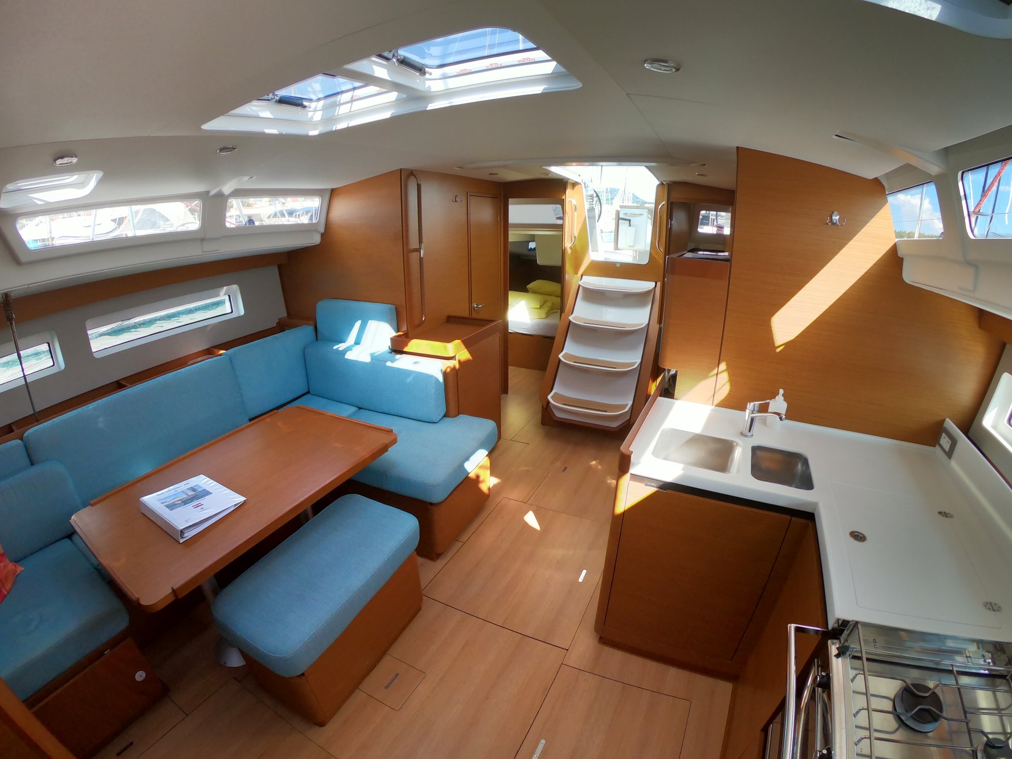 Sun Odyssey 490 — photo 28