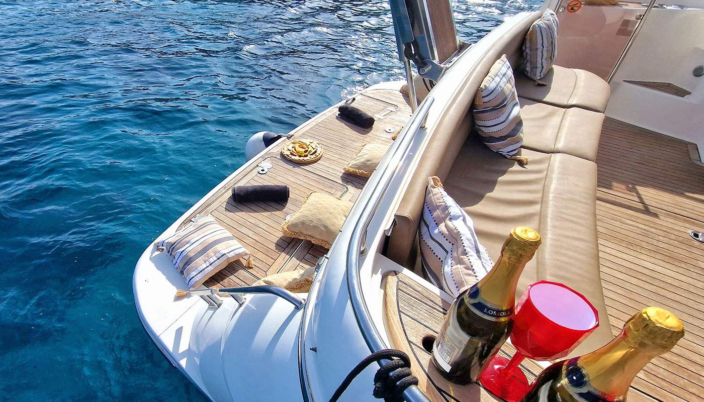Fairline Phantom 43ft — photo 7