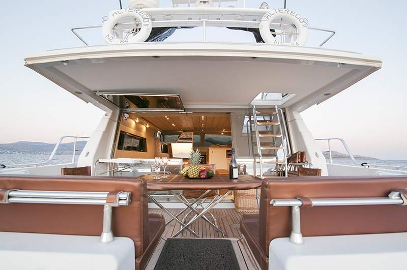 Ferretti 58/64ft — photo 15